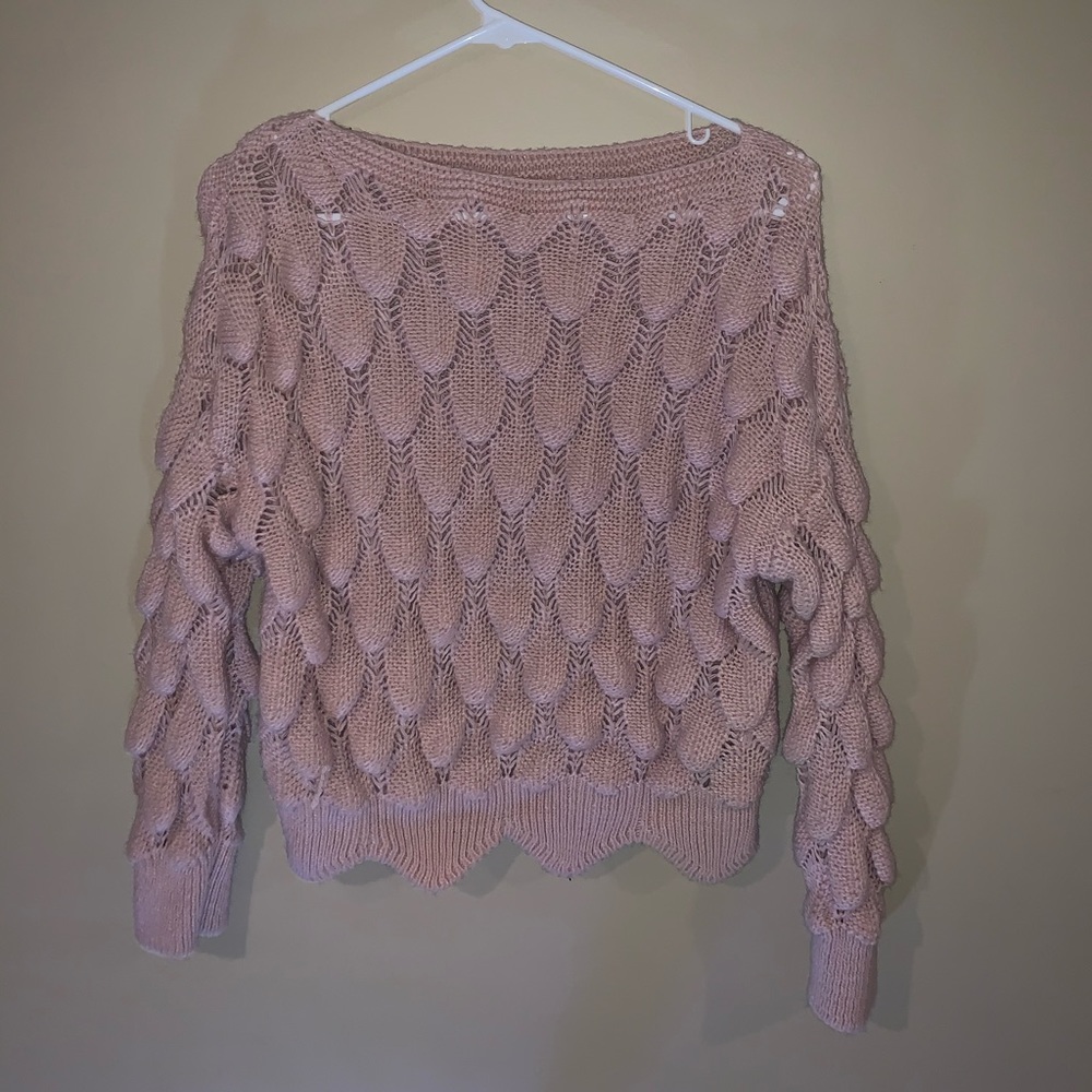 Great Condition Boutique Pink Petal Knit Sweater !